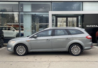 Подержанный автомобиль Ford Mondeo Sedan 2008 года (8 фото)