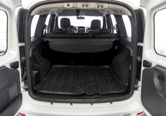 Подержанный автомобиль LADA (ВАЗ) Largus Wagon 2021 года (10 фото)