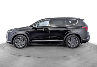 Подержанный автомобиль Hyundai Santa Fe 2022 года (8 фото)