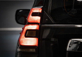 Подержанный автомобиль Toyota Land Cruiser Prado 2020 года (39 фото)