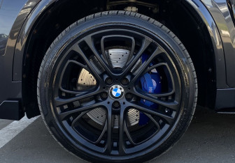 Подержанный автомобиль BMW X6 2014 года (9 фото)