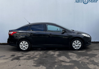 Подержанный автомобиль Ford Focus Sedan 2013 года (4 фото)