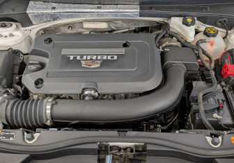 Подержанный автомобиль Cadillac XT4 2020 года (9 фото)