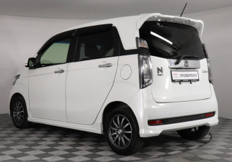 Подержанный автомобиль Honda N-WGN 2015 года (7 фото)