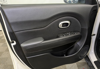 Подержанный автомобиль Kia Soul 2018 года (19 фото)