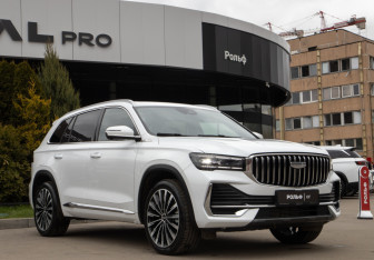 Подержанный автомобиль Geely Monjaro 2025 года (2 фото)