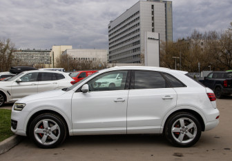 Подержанный автомобиль Audi Q3 2012 года (6 фото)