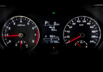 Подержанный автомобиль Kia Rio Hatchback 2019 года (13 фото)