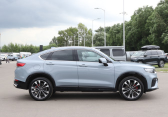 Подержанный автомобиль Geely Tugella 2023 года (4 фото)