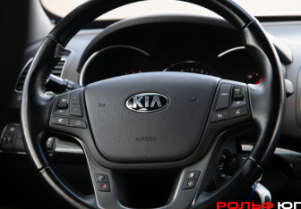 Подержанный автомобиль Kia Sorento 2019 года (12 фото)