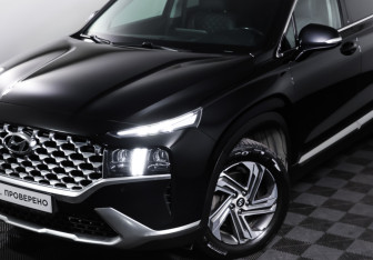 Подержанный автомобиль Hyundai Santa Fe 2021 года (25 фото)