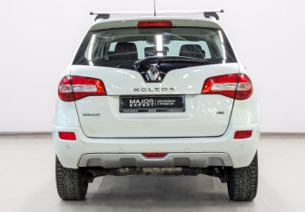 Подержанный автомобиль Renault Koleos 2013 года (6 фото)