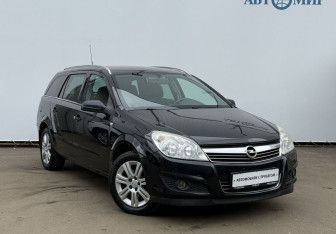 Подержанный автомобиль Opel Astra Wagon 2008 года (3 фото)
