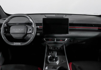 Подержанный автомобиль Jetour Dashing 2025 года (12 фото)