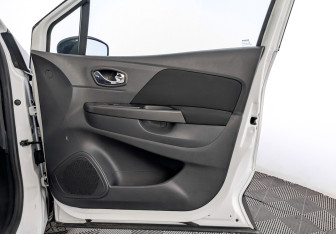 Подержанный автомобиль Renault Kaptur 2019 года (24 фото)