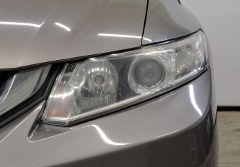 Подержанный автомобиль Honda Civic Sedan 2013 года (17 фото)