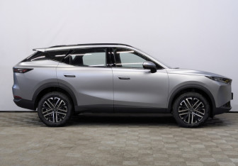 Новый Omoda C7 2025 (4 фото)