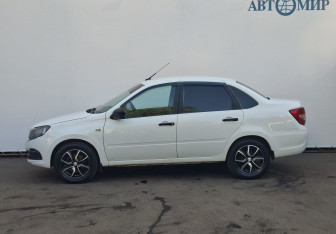 Подержанный автомобиль LADA (ВАЗ) Granta Sedan 2019 года (8 фото)