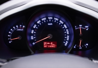 Подержанный автомобиль Kia Sportage 2015 года (12 фото)