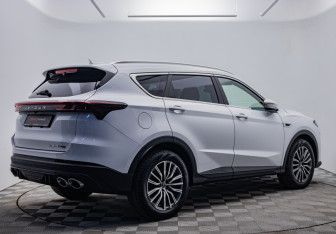 Подержанный автомобиль Jetour X70 2023 года (5 фото)