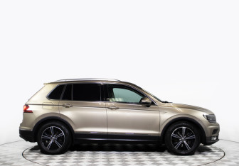 Подержанный автомобиль Volkswagen Tiguan 2017 года (4 фото)