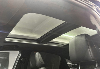 Подержанный автомобиль Toyota Avalon 2022 года (11 фото)