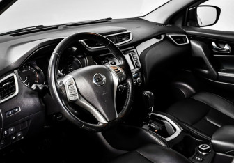 Подержанный автомобиль Nissan Qashqai 2018 года (9 фото)