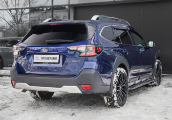 Подержанный автомобиль Subaru Outback Wagon 2022 года (4 фото)