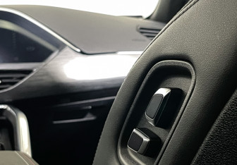 Подержанный автомобиль Geely Tugella 2022 года (17 фото)