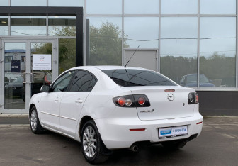 Подержанный автомобиль Mazda 3 Sedan 2008 года (6 фото)
