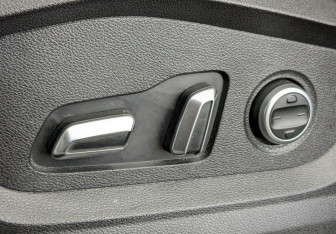 Подержанный автомобиль Exeed LX 2022 года (20 фото)