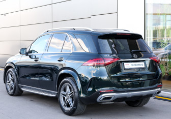 Подержанный автомобиль Mercedes-Benz GLE 2020 года (7 фото)