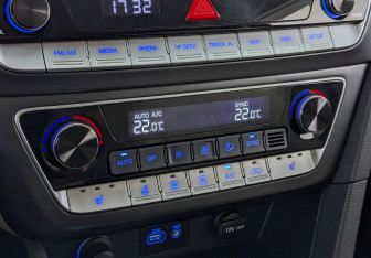 Подержанный автомобиль Hyundai Sonata 2018 года (26 фото)