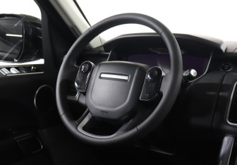 Подержанный автомобиль Land Rover Range Rover Sport 2018 года (15 фото)