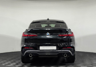 Подержанный автомобиль BMW X4 2019 года (4 фото)