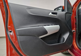 Подержанный автомобиль Kia Picanto 2017 года (18 фото)