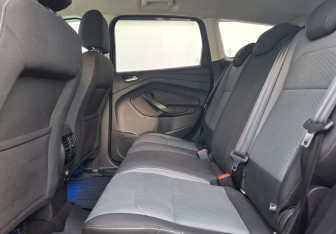 Подержанный автомобиль Ford Kuga 2016 года (11 фото)
