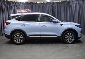 Подержанный автомобиль Chery Tiggo 7 Pro Max 2023 года (4 фото)