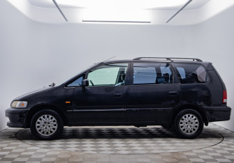 Подержанный автомобиль Honda Shuttle Compactvan 1998 года (8 фото)