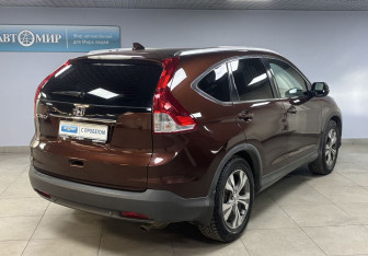 Подержанный автомобиль Honda CR-V 2014 года (5 фото)