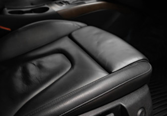 Подержанный автомобиль Audi A4 Sedan 2015 года (26 фото)