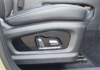 Подержанный автомобиль Jaecoo J7 2023 года (27 фото)