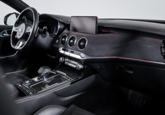 Подержанный автомобиль Kia Stinger 2021 года (9 фото)
