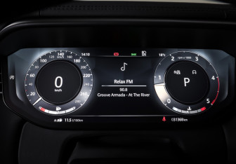 Подержанный автомобиль Land Rover Range Rover Sport 2023 года (16 фото)