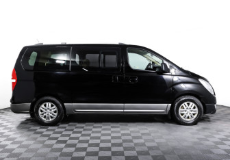 Подержанный автомобиль Hyundai H-1 2018 года (4 фото)