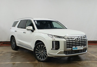 Подержанный автомобиль Hyundai Palisade 2022 года (3 фото)