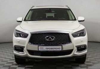 Подержанный автомобиль Infiniti QX60 2019 года (2 фото)