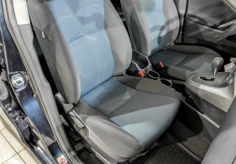 Подержанный автомобиль Toyota Verso 2014 года (23 фото)