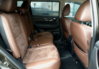 Подержанный автомобиль Nissan X-Trail 2021 года (27 фото)