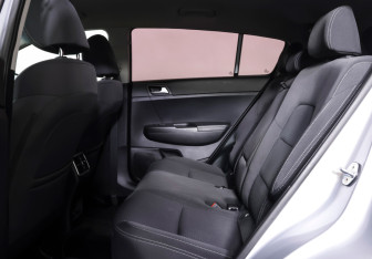 Подержанный автомобиль Kia Sportage 2017 года (11 фото)